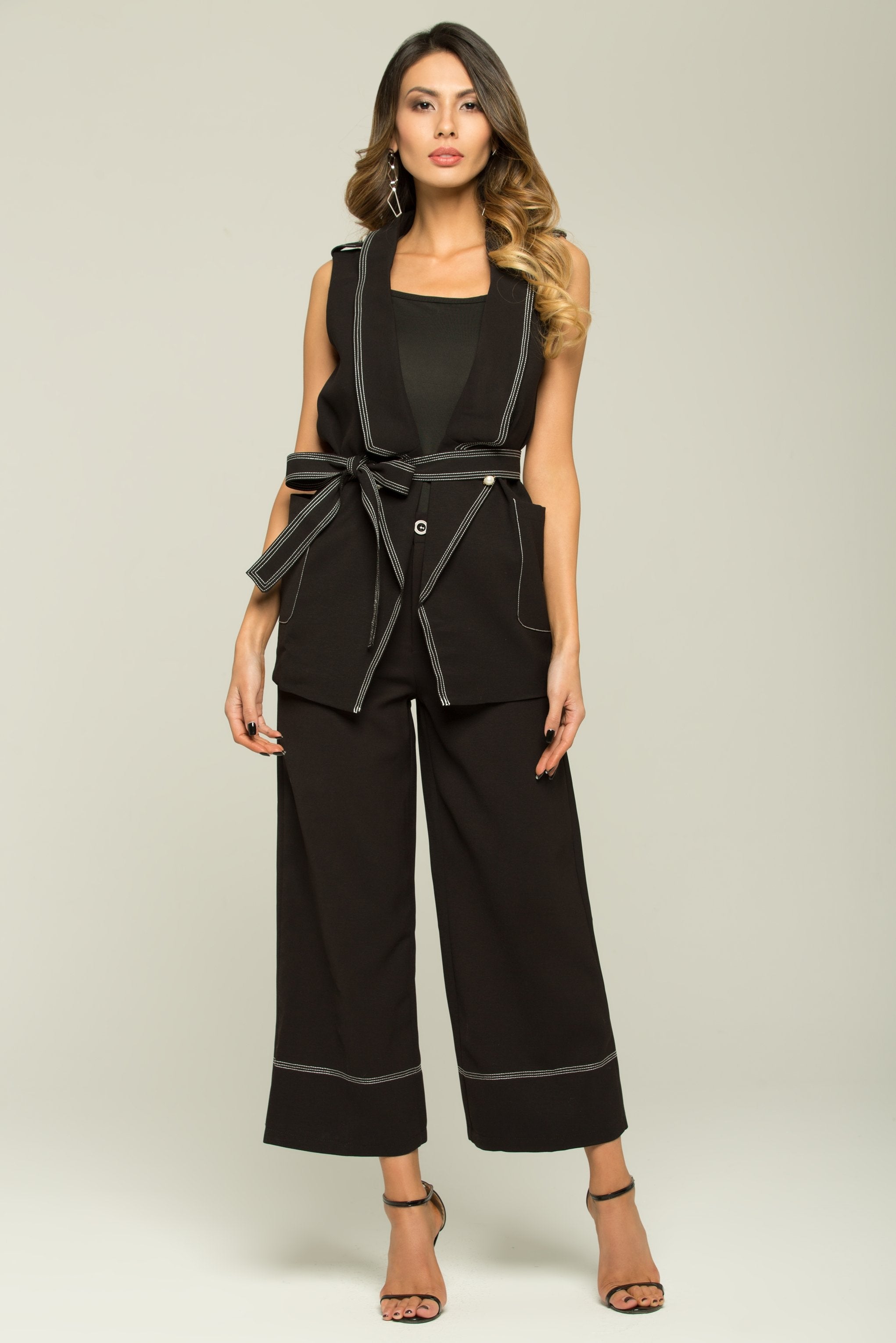 Black and White Trim Sleeveless Blazer and Trousers Set - ownthelooks-Development Black and White Trim Sleeveless Blazer and Trousers Set - ownthelooks-Development