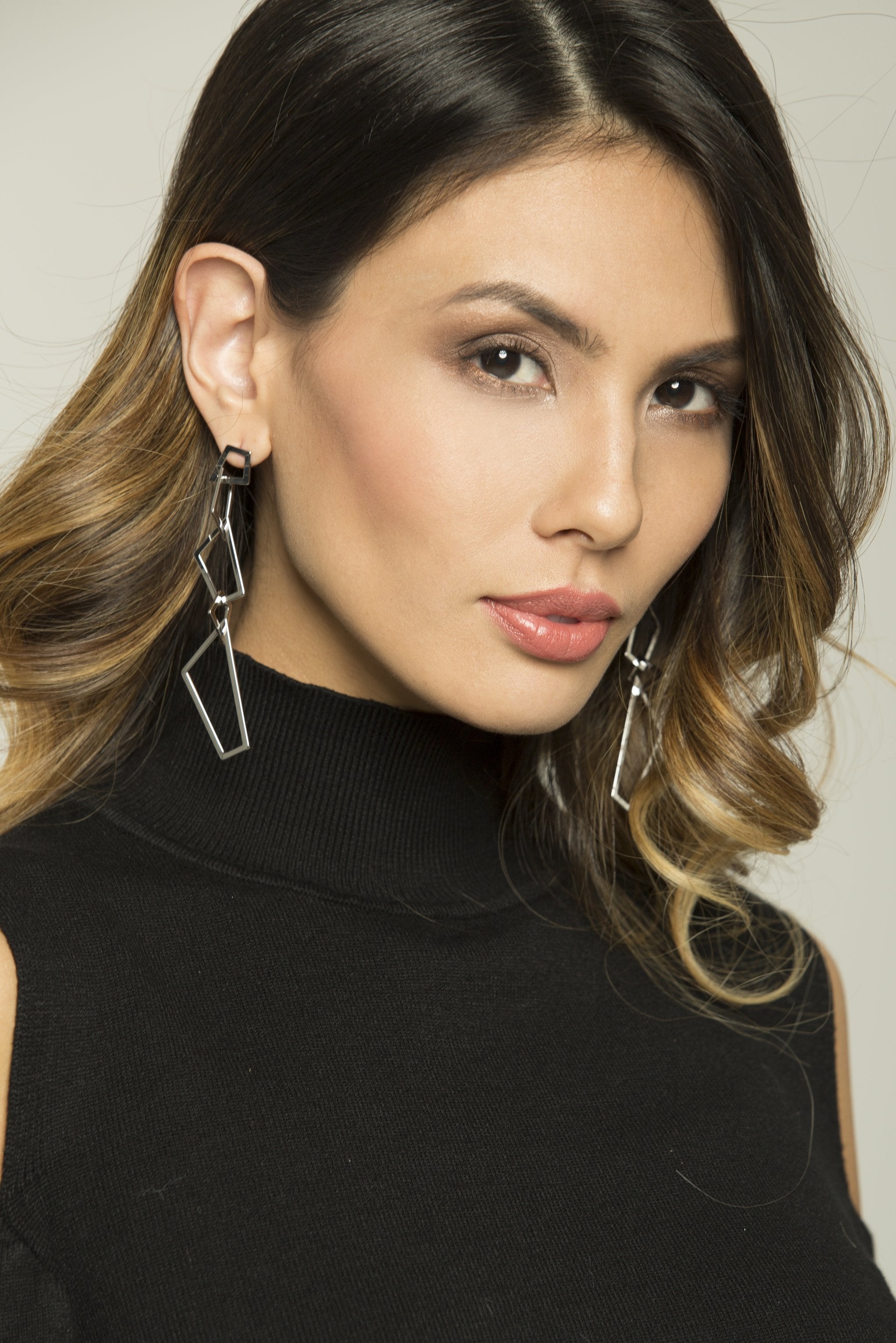 Silver Cut-out Link Drop Earrings - ownthelooks-Development Silver Cut-out Link Drop Earrings - ownthelooks-Development