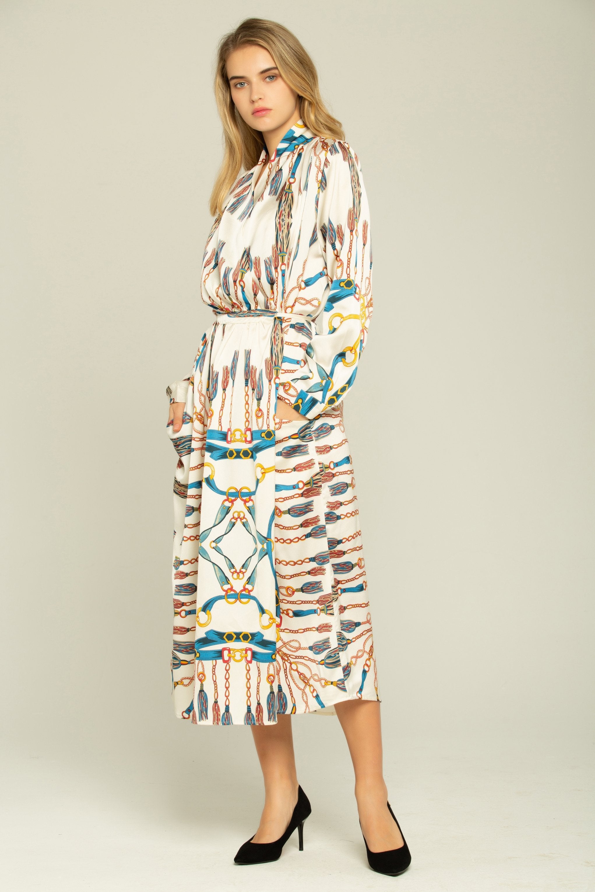 White Chain Pattern Long Sleeves Midi Dress - ownthelooks-Development White Chain Pattern Long Sleeves Midi Dress - ownthelooks-Development