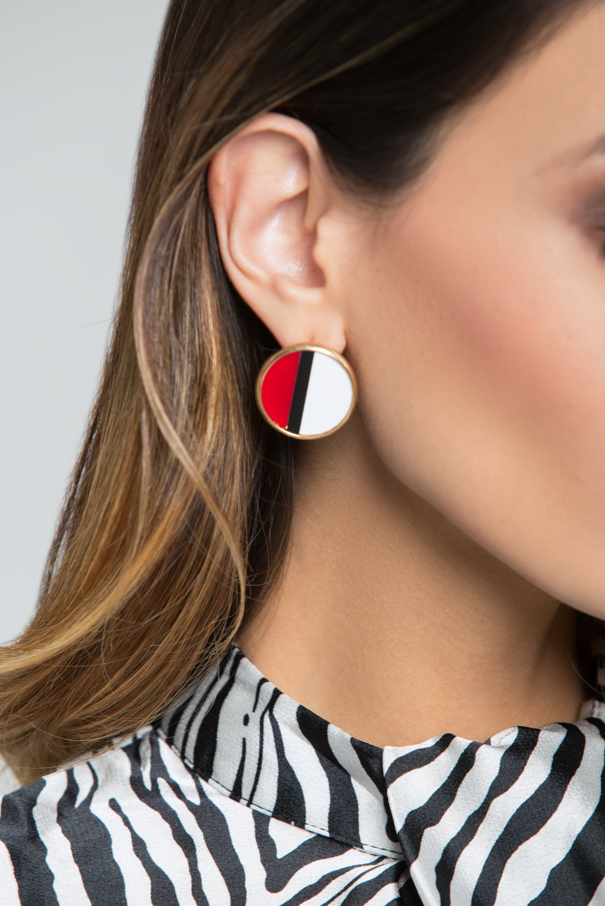 White Red Black Resin Round Stud Earrings - ownthelooks-Development White Red Black Resin Round Stud Earrings - ownthelooks-Development