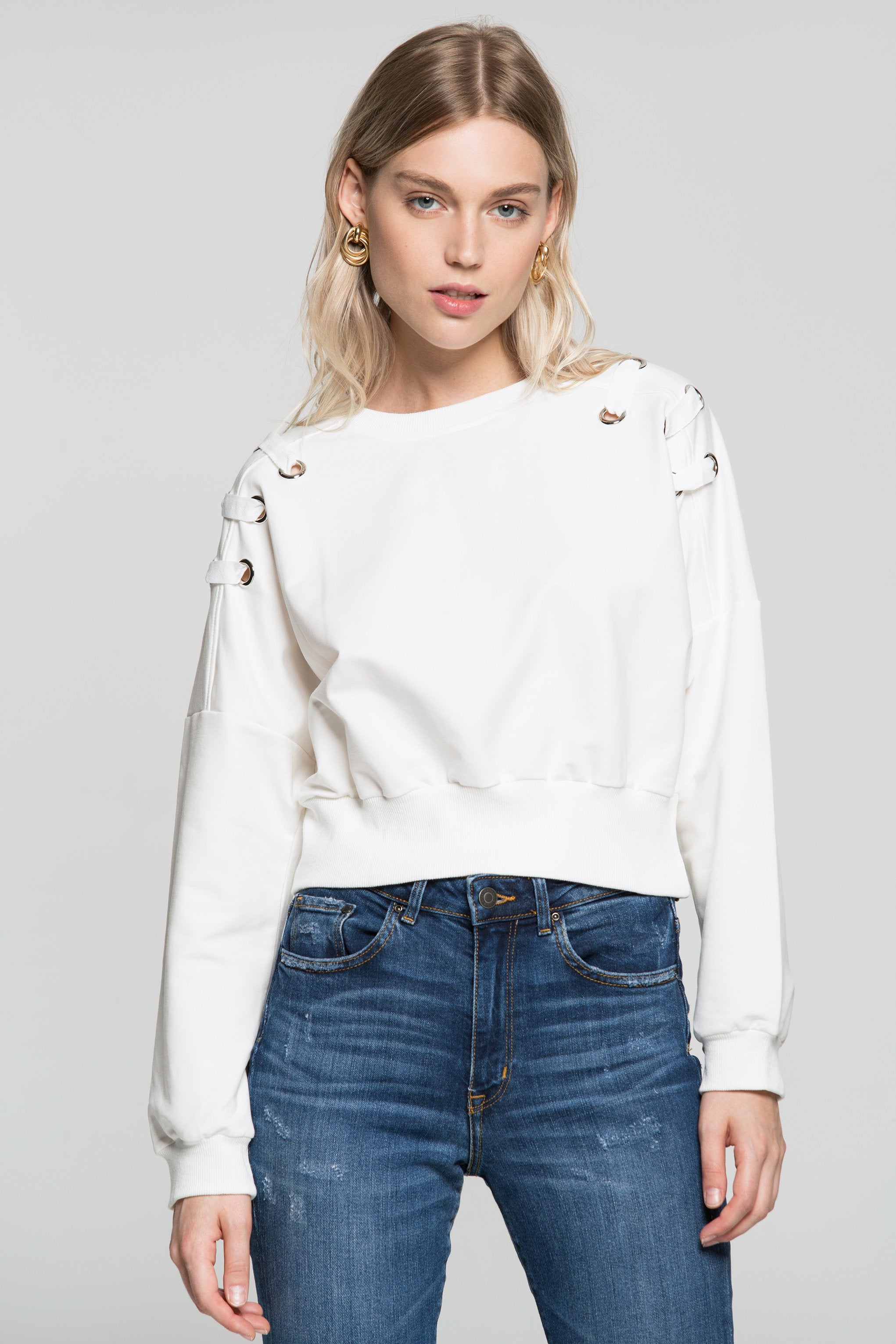 White Solid Shoestring Full Sleeves Sweatshirt - ownthelooks-Development White Solid Shoestring Full Sleeves Sweatshirt - ownthelooks-Development