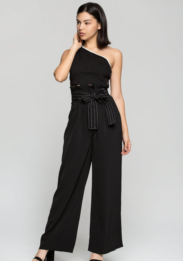 Black Solid Asymmetrical Crop Top - ownthelooks-Development