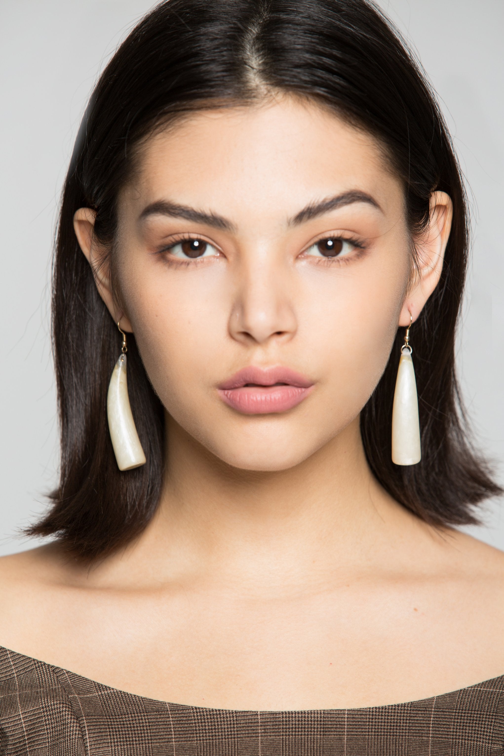 Cream Mini Tusk Earrings - ownthelooks-Development