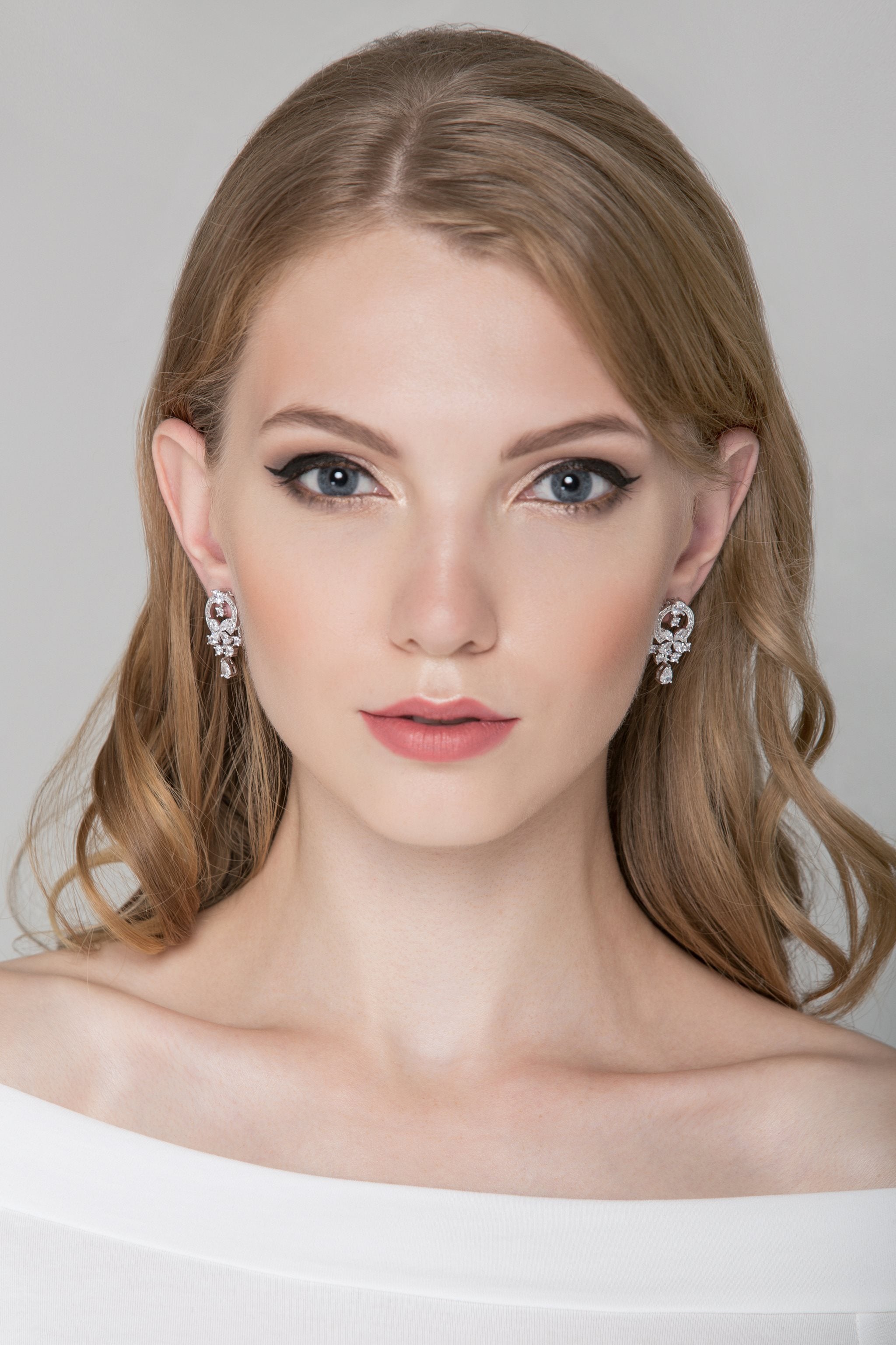 Arch Lily Diamond Earrings - ownthelooks-Development