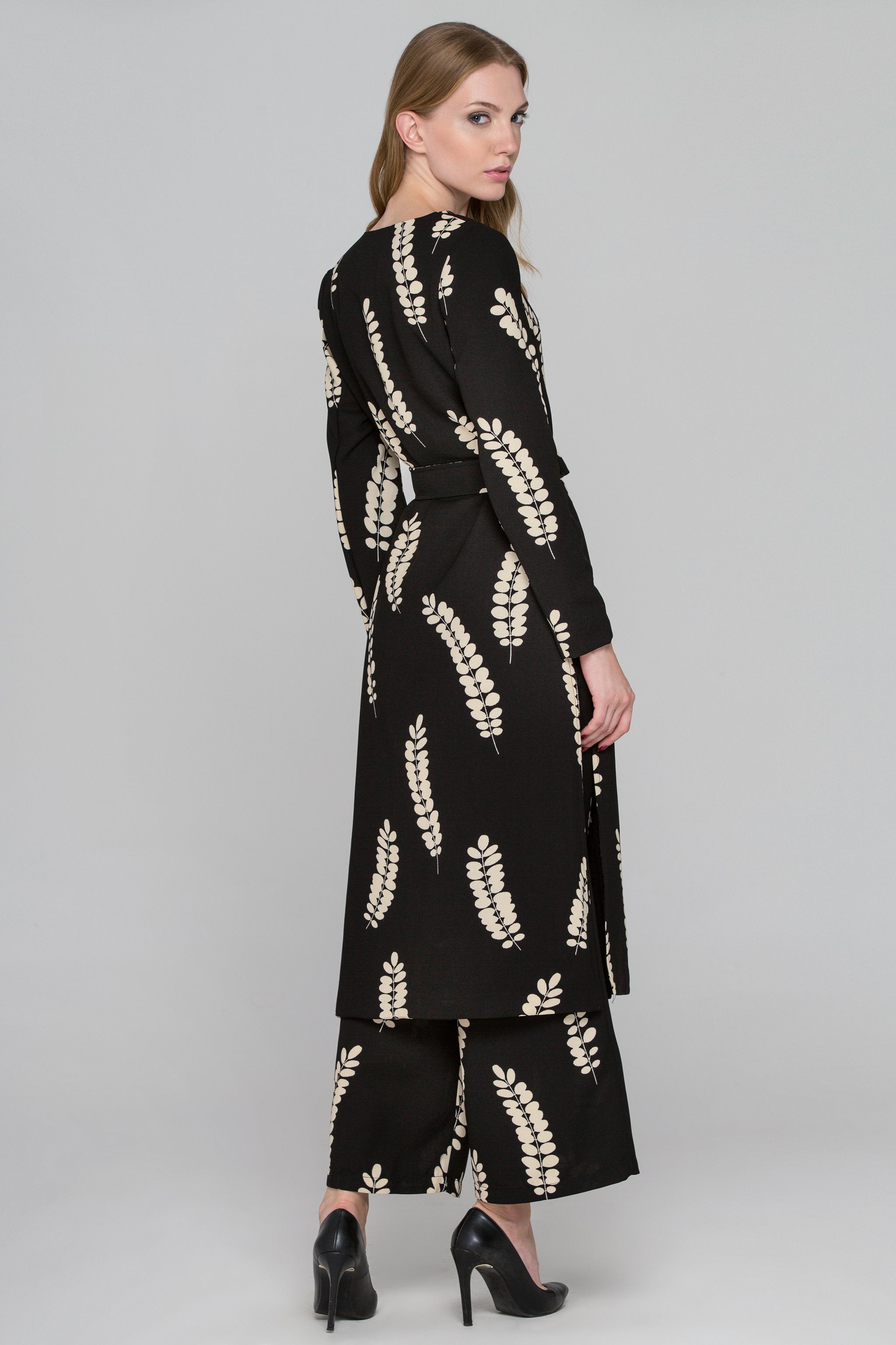 Black Coffee Leaf Print Long Blazer and Pants Set - ownthelooks-Development