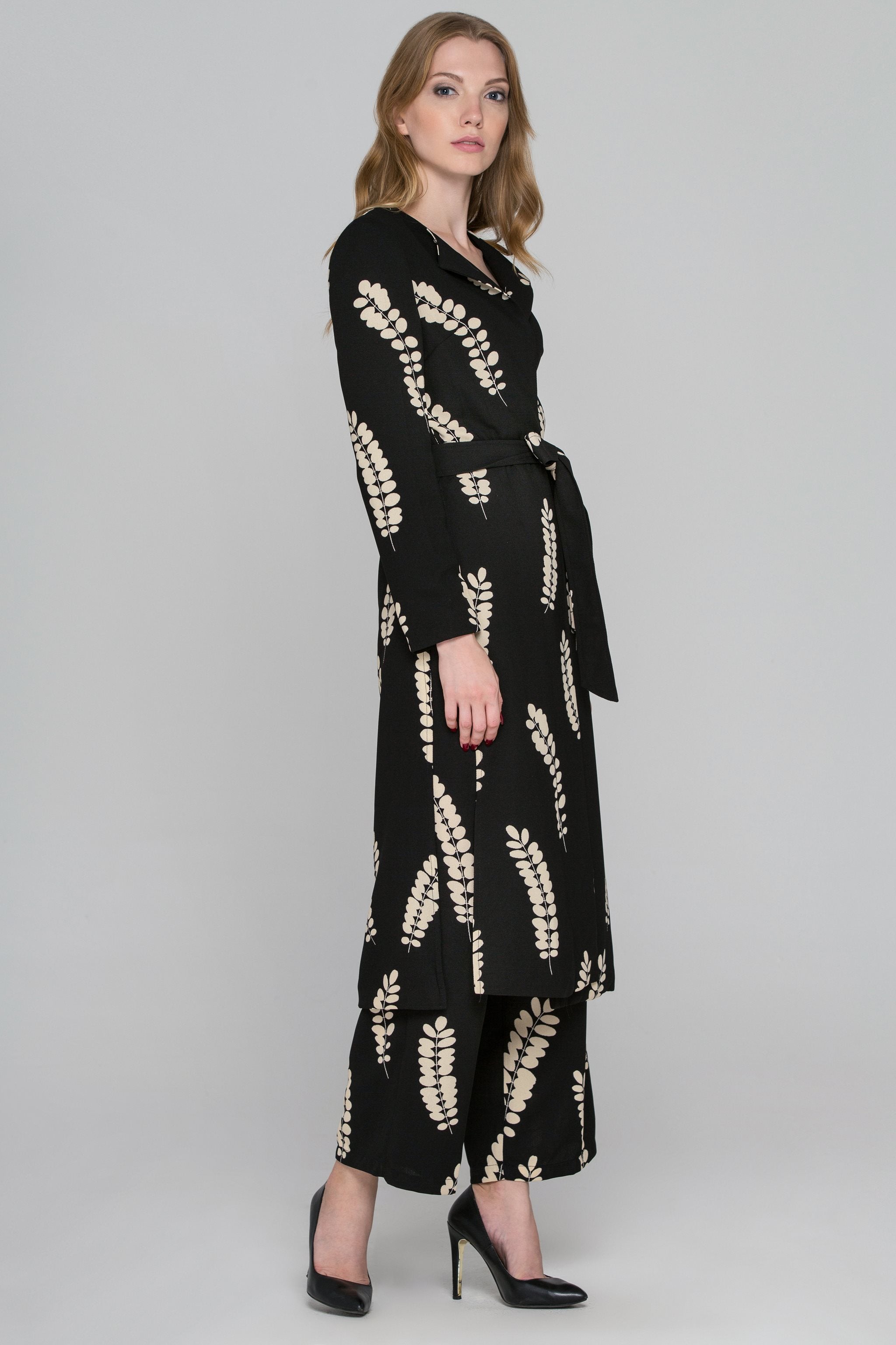 Black Coffee Leaf Print Long Blazer and Pants Set - ownthelooks-Development