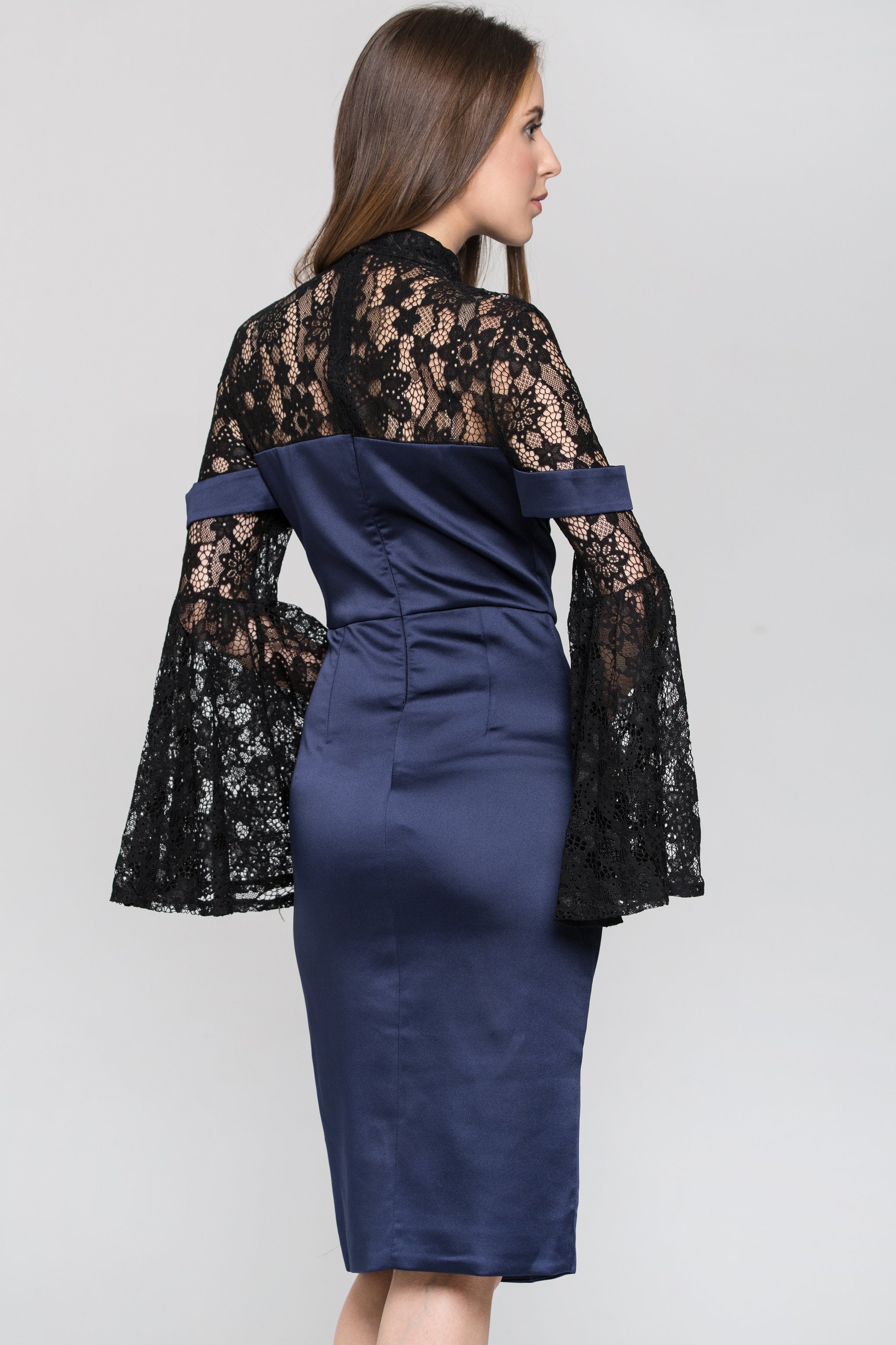 Blue Sweatheart Black Lace Yoke Sleeved Midi Dress - ownthelooks-Development
