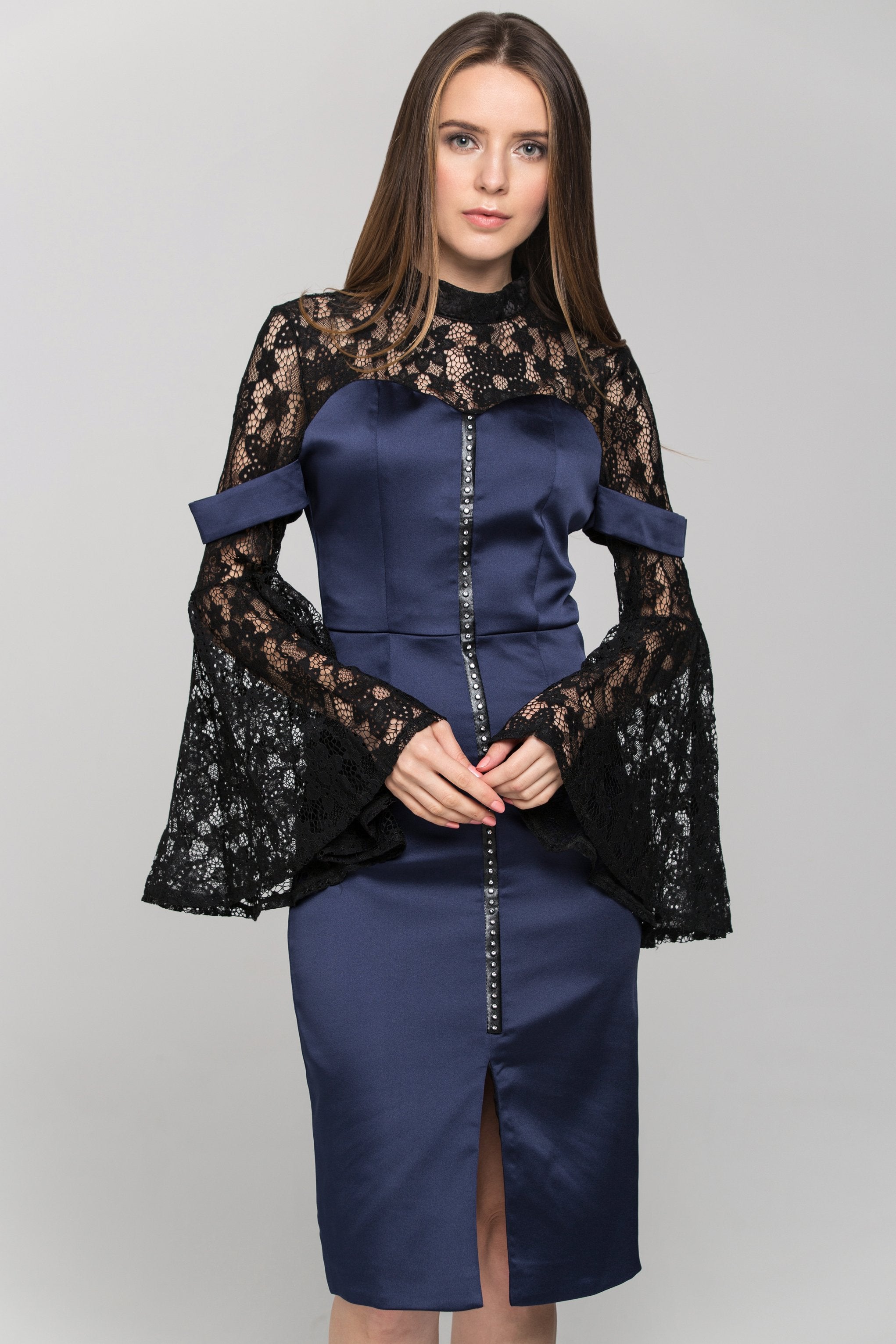 Blue Sweatheart Black Lace Yoke Sleeved Midi Dress - ownthelooks-Development