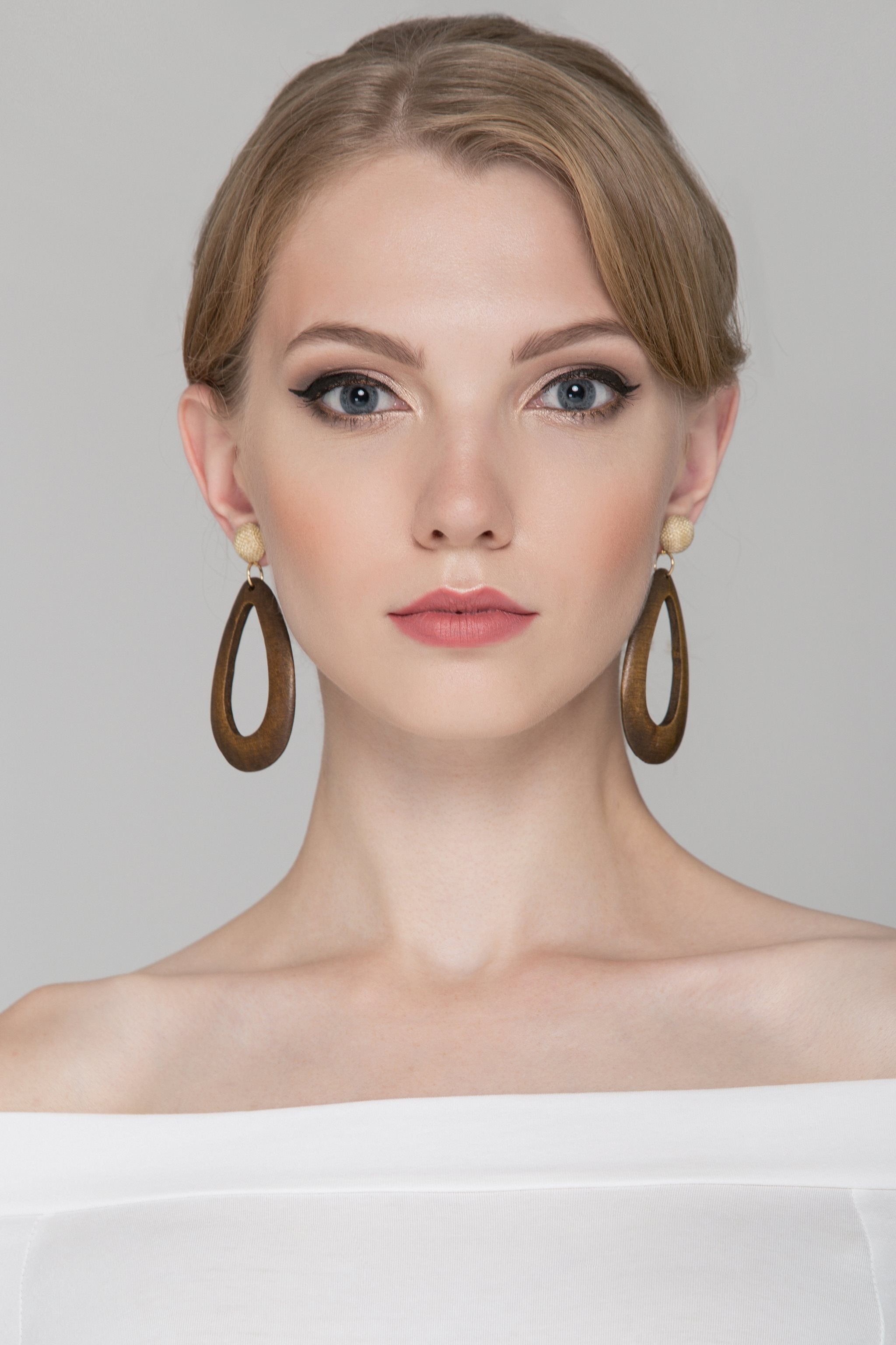 Brown Oval Wood Earrings - ownthelooks-Development