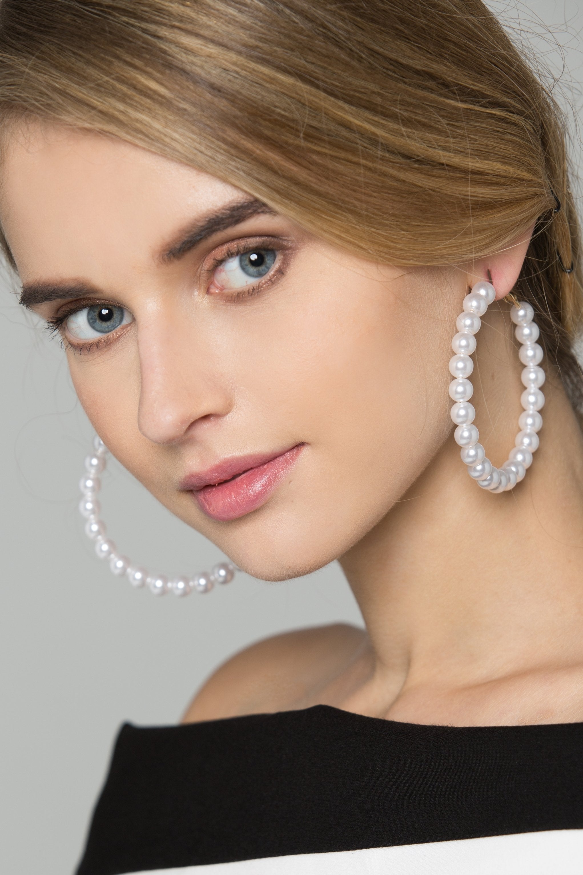 Faux Pearl Round Hoop Earrings - ownthelooks-Development