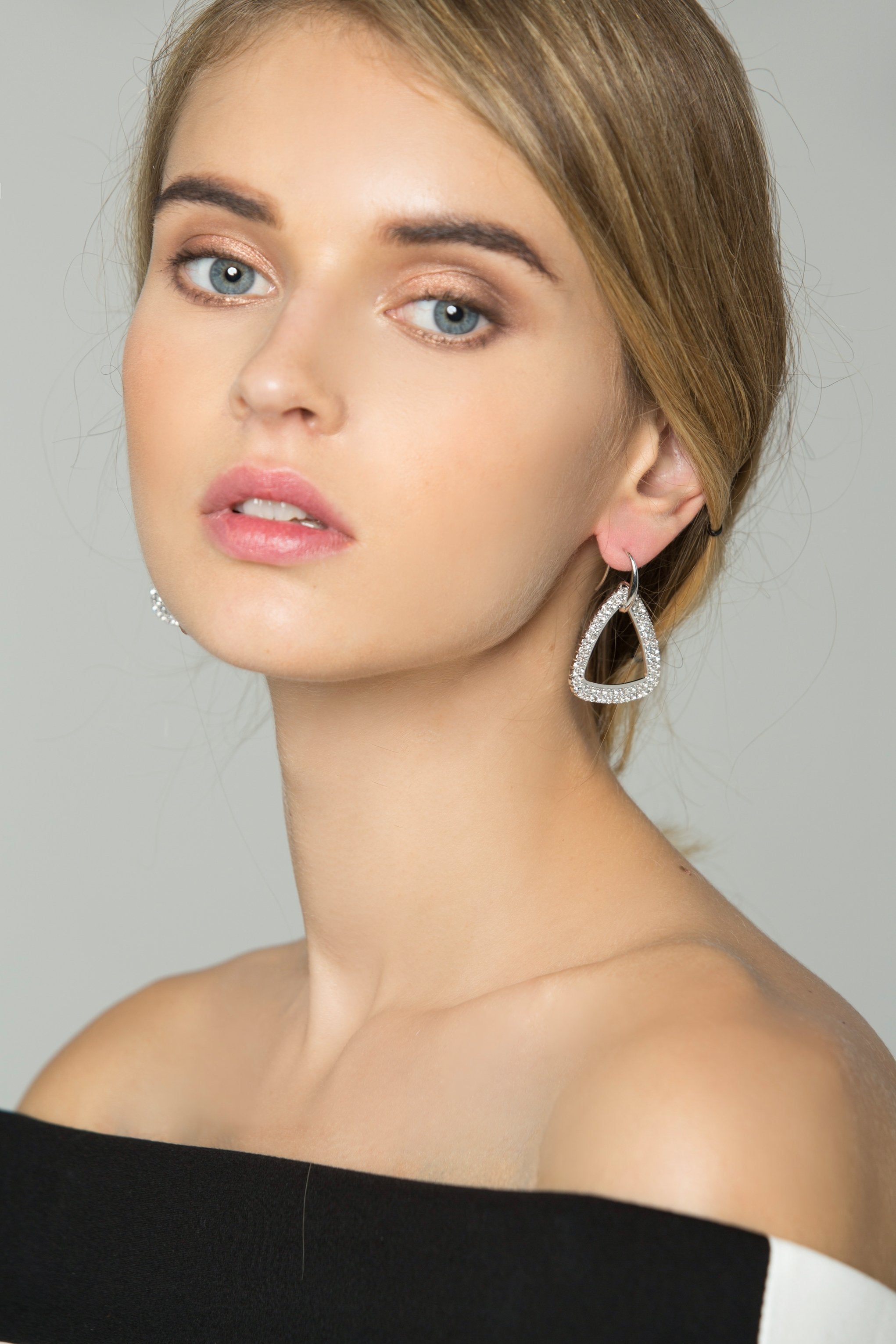 Faux Rhinestones Embedded Triangle Drop Earrings - ownthelooks-Development