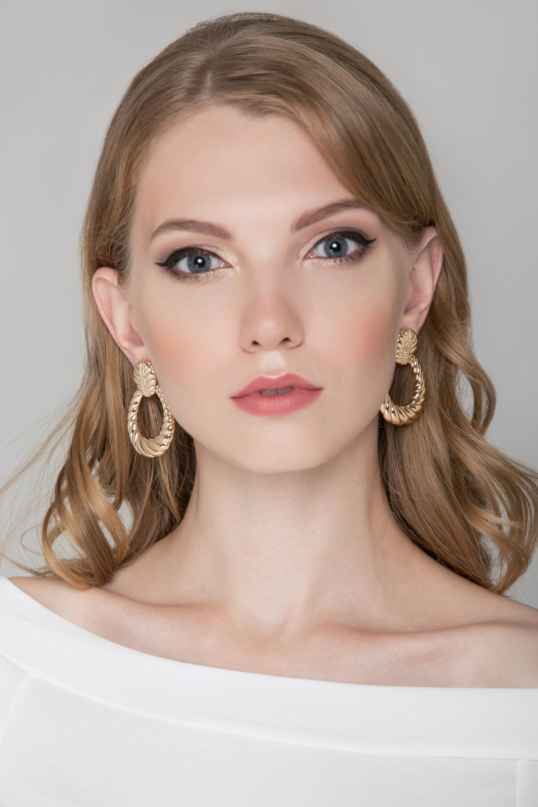 Gold Croissant Earrings - ownthelooks-Development