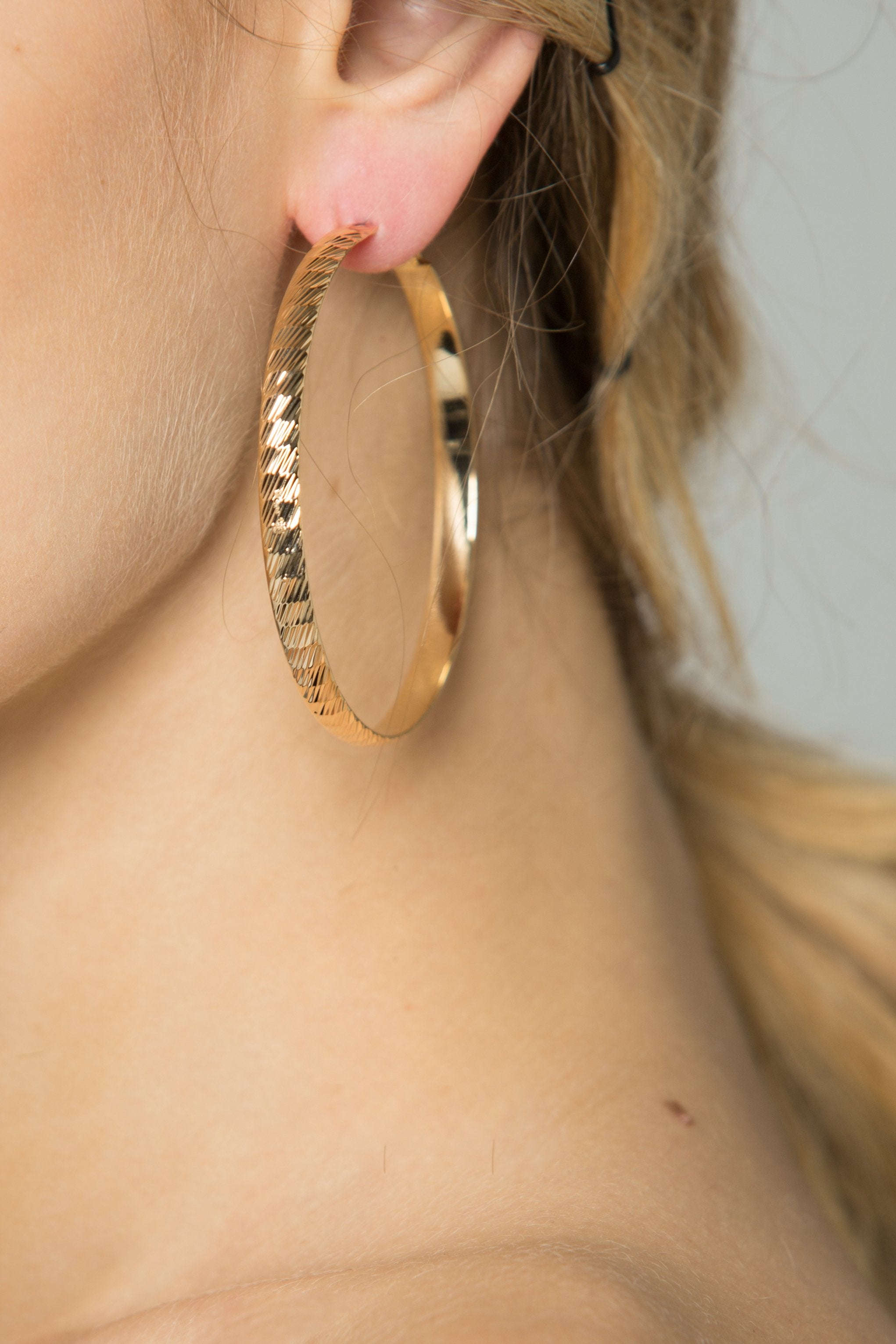 Gold Flat Ribbed Hoop Earrings - ownthelooks-Development