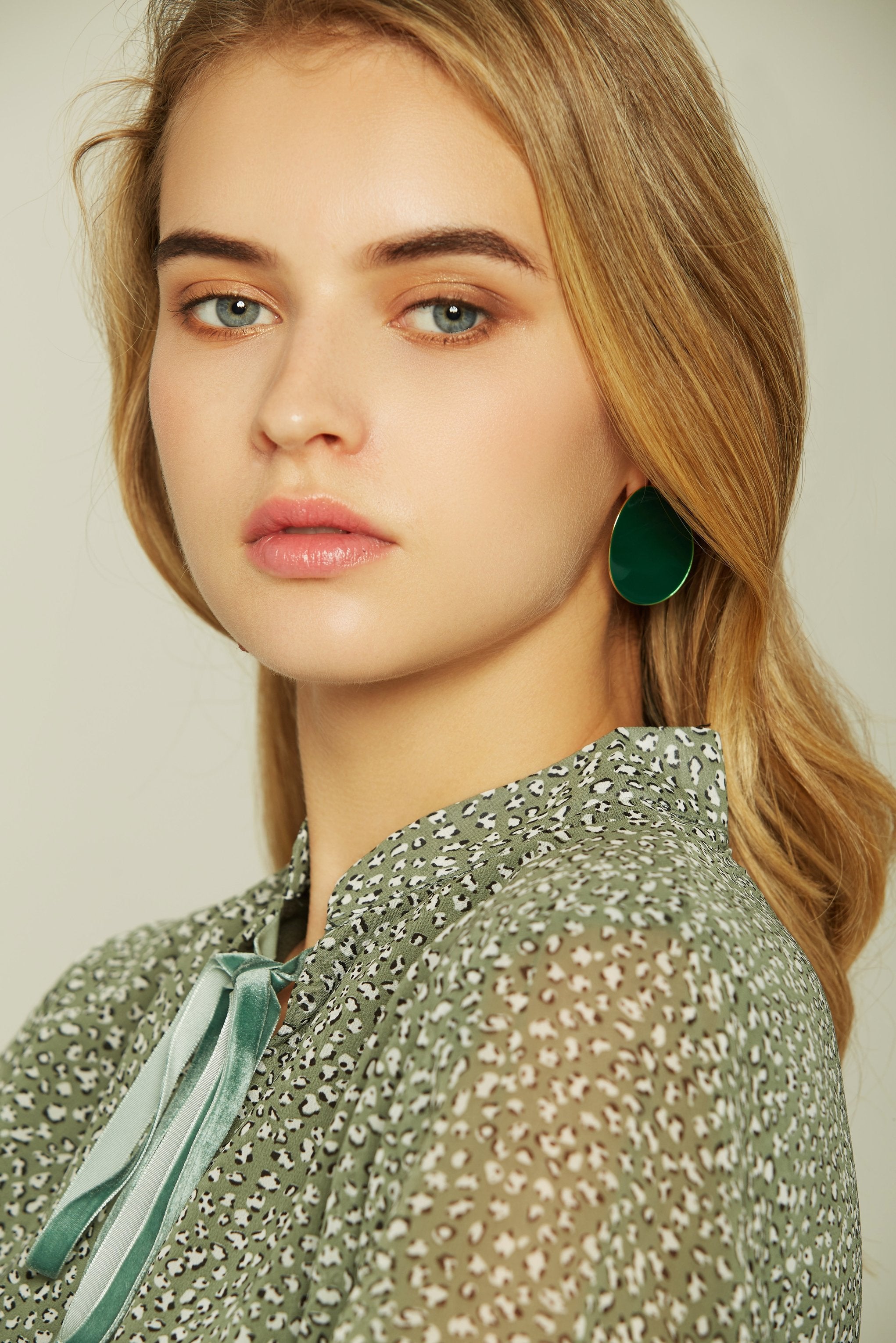 Green Jade Resin Stud Earrings - ownthelooks-Development