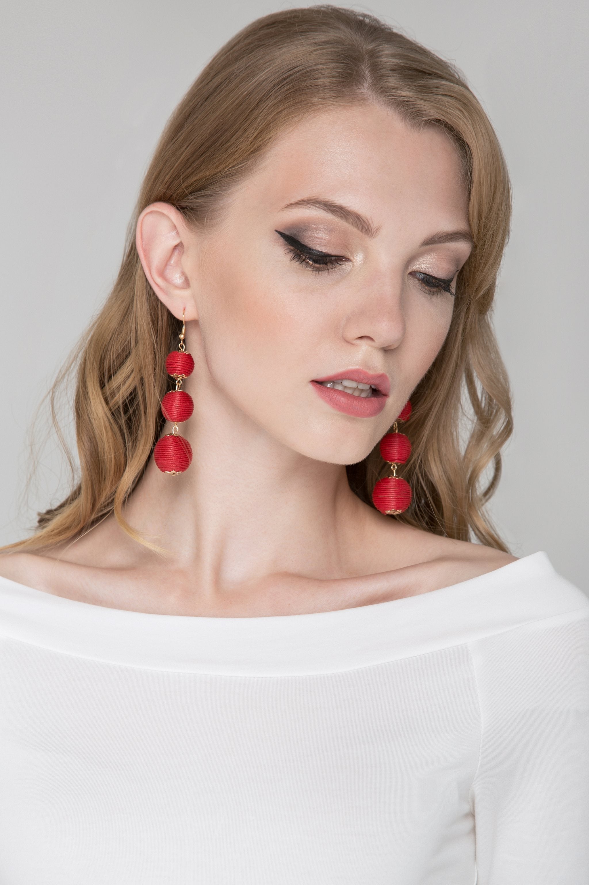 Deema Al Asadi - Red Yarn Ball Earrings - ownthelooks-Development