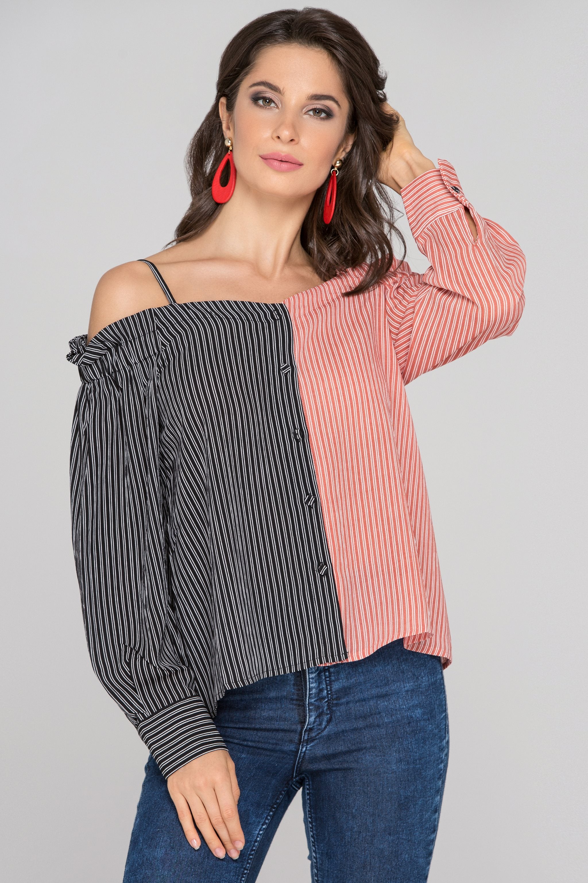 Black and Red Contrast Cold Shoulder Top - ownthelooks-Development
