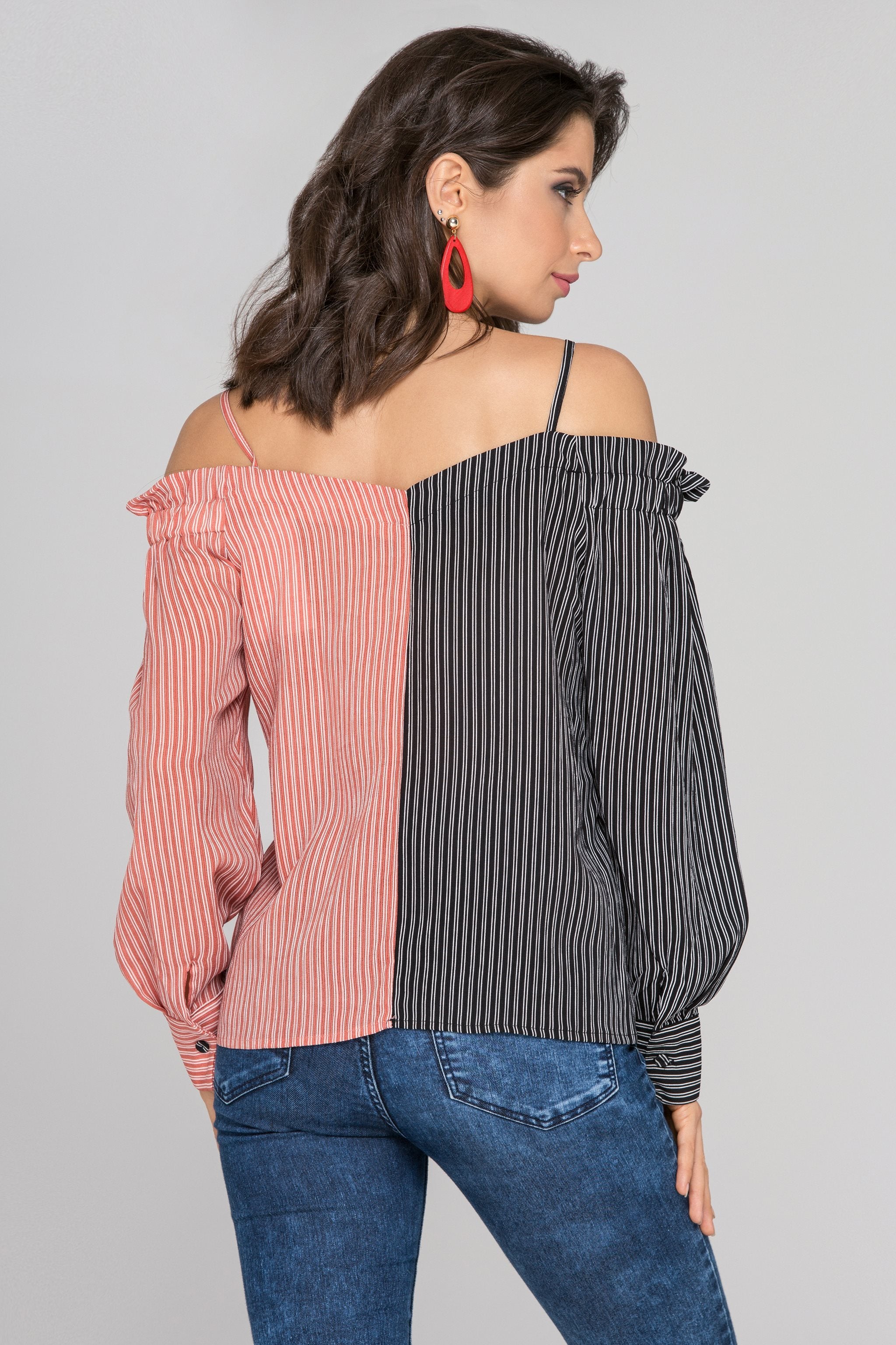 Black and Red Contrast Cold Shoulder Top - ownthelooks-Development