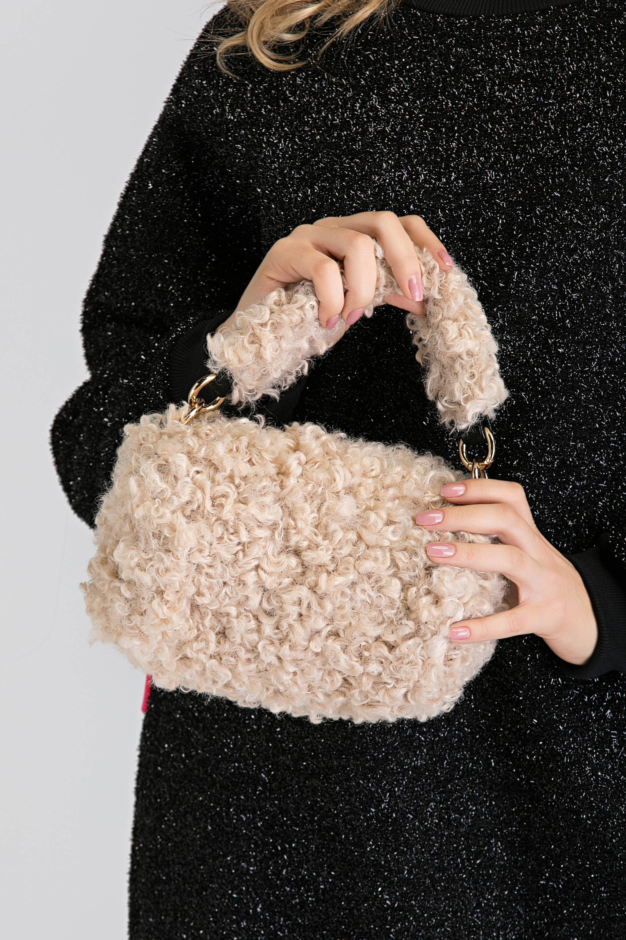 Sheep Wool Handbag - ownthelooks-Development