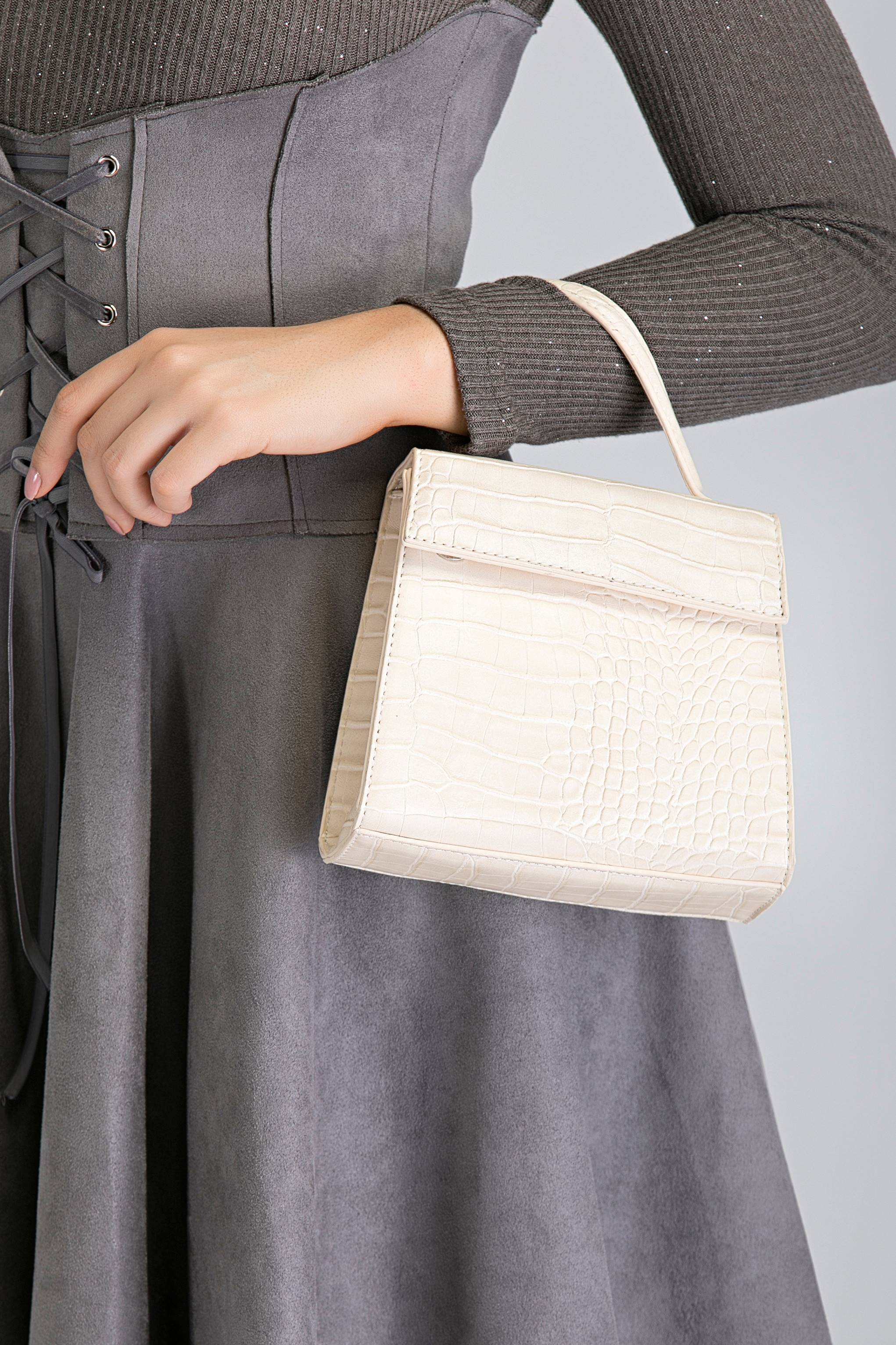 White Lady Tamsah Mini Handbag - ownthelooks-Development