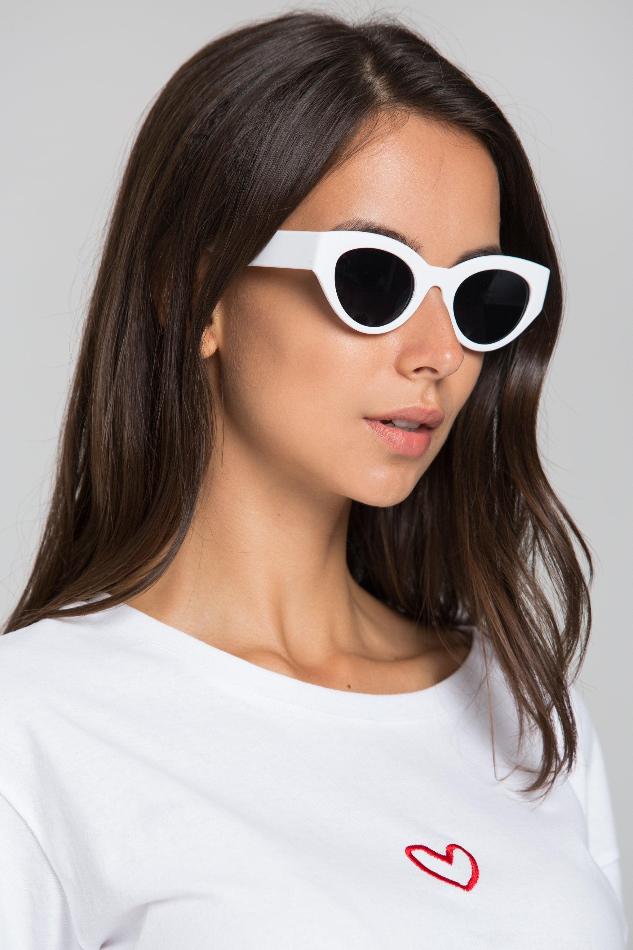 White Retro Cat Eye Sunglasses - ownthelooks-Development