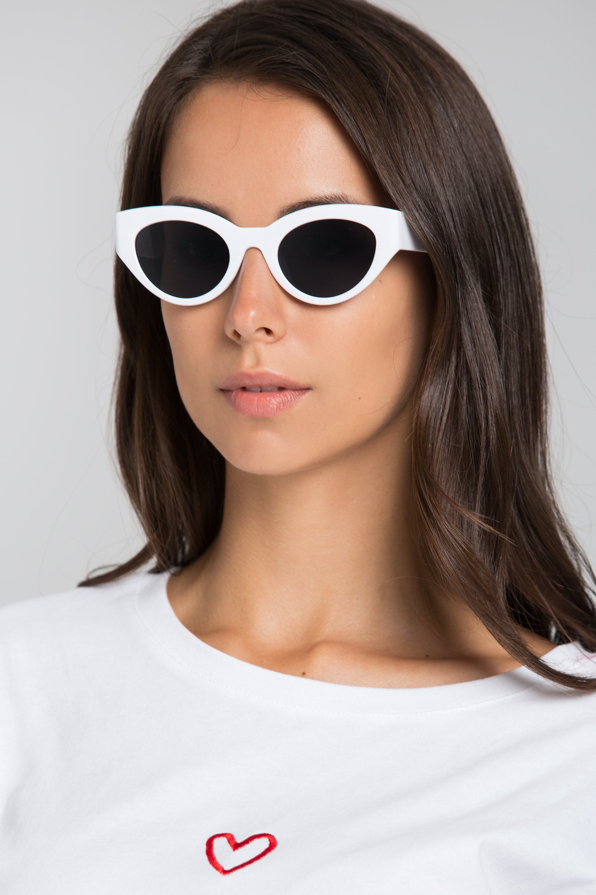 White Retro Cat Eye Sunglasses - ownthelooks-Development