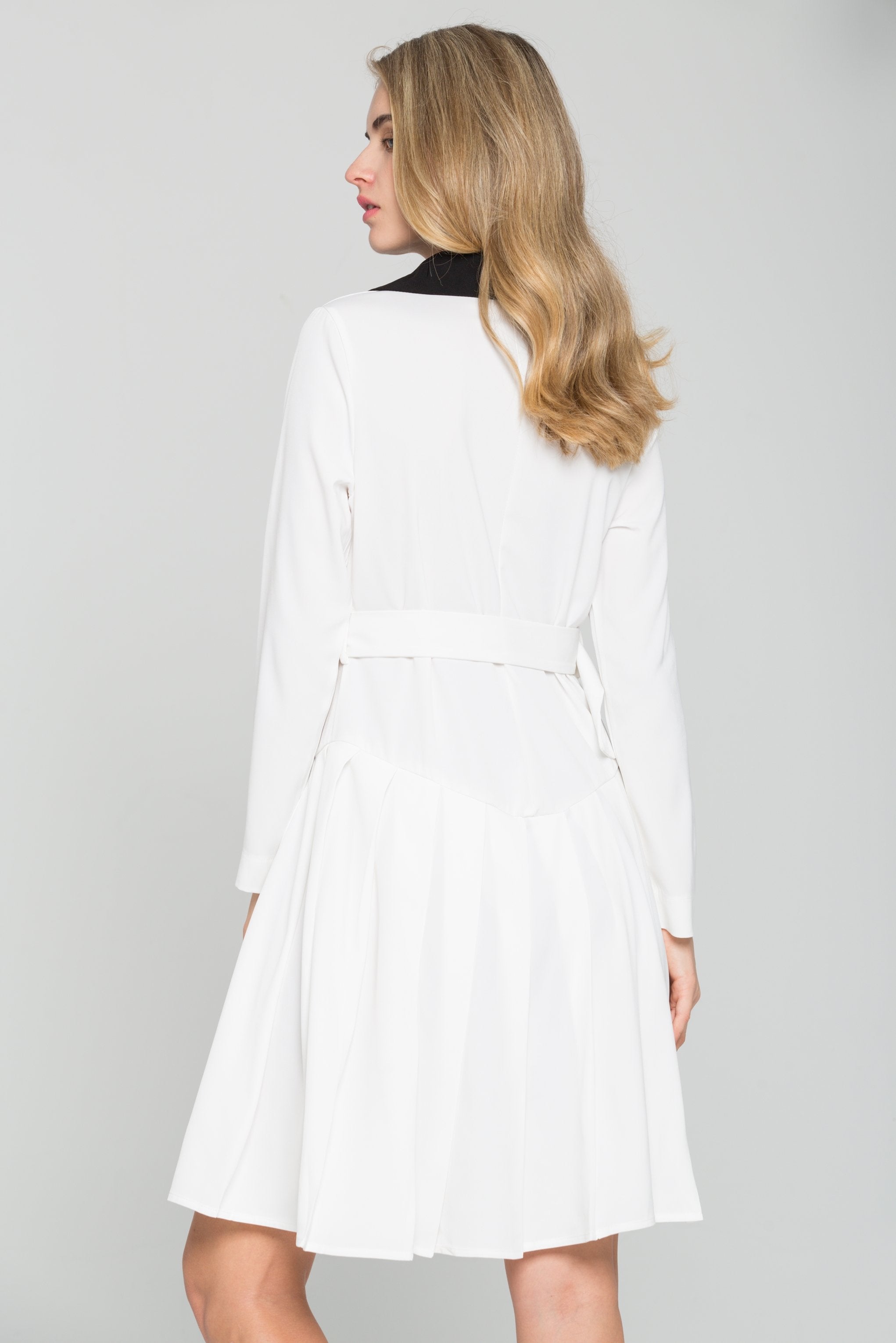 White and Black Collar Pearl Button-detail Blazer Dress - ownthelooks-Development