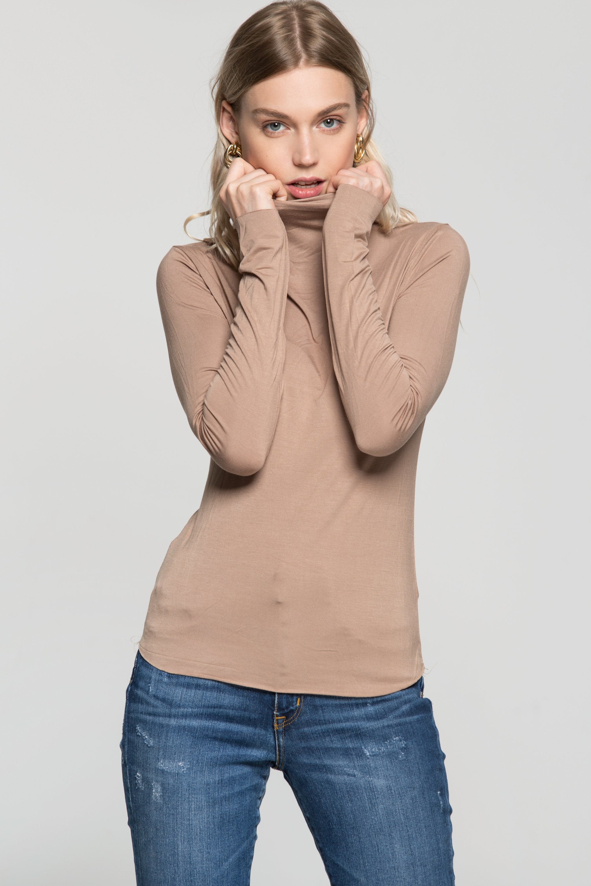 Raw Amber Turtleneck Bodycon Top - ownthelooks-Development