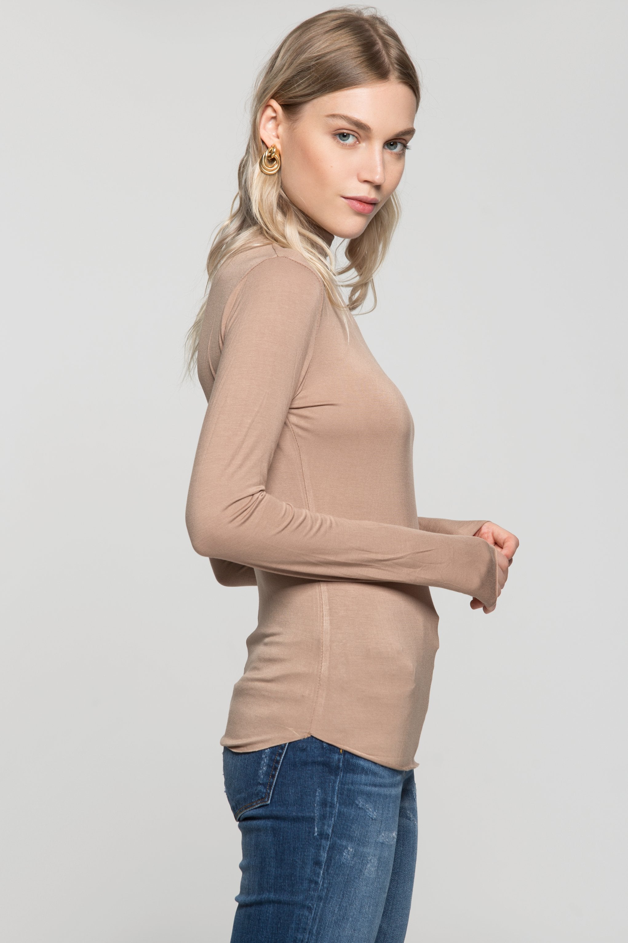 Raw Amber Turtleneck Bodycon Top - ownthelooks-Development