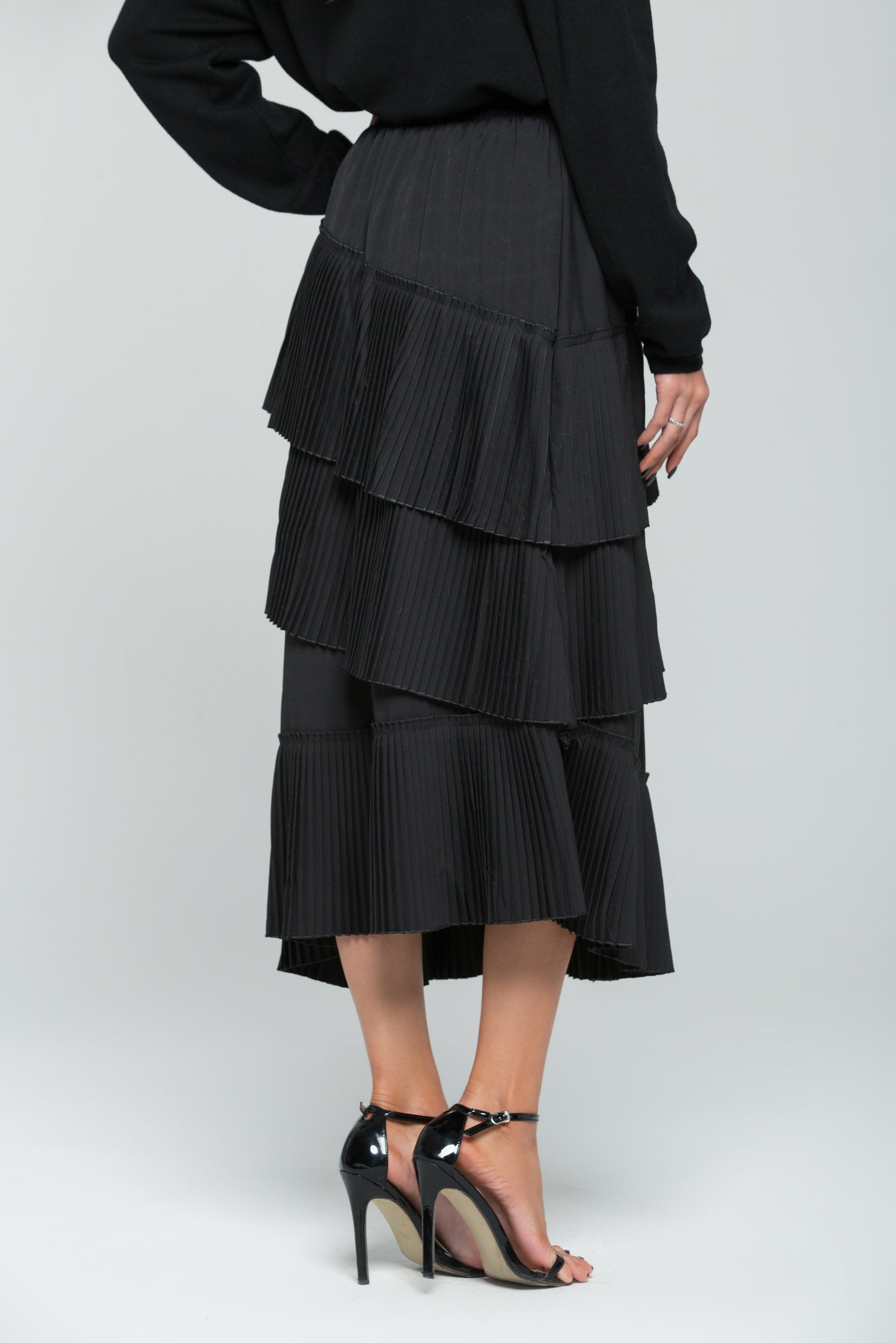 Solid Black Ribbed Tiered Midi Skirt - ownthelooks-Development